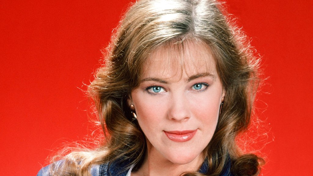 Кэтрин О'Хара скончалась. Интересные факты о "маме Кевина", которая имела редкую аномалию и роман на съемках