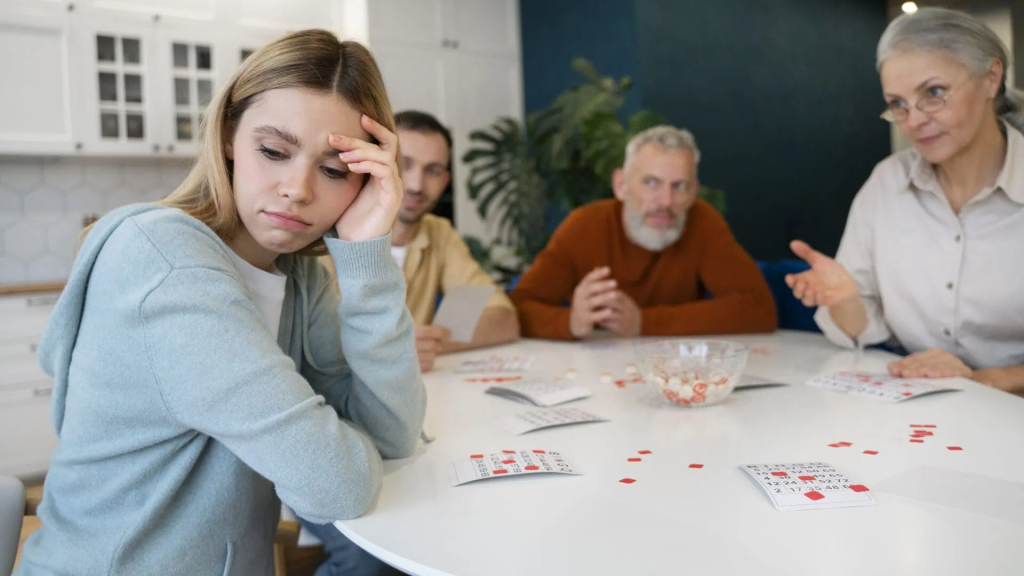 Ці фрази миттєво видають маніпулятора: зверніть увагу на небезпечні сигнали