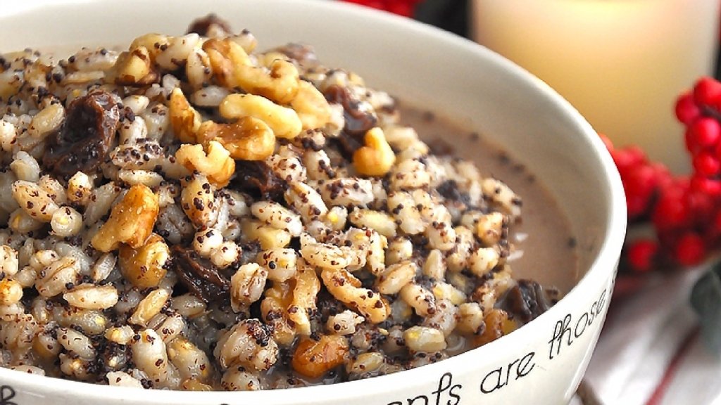 Секрет найсмачнішої куті: як заварити мак без ручного тертя (ВІДЕО)