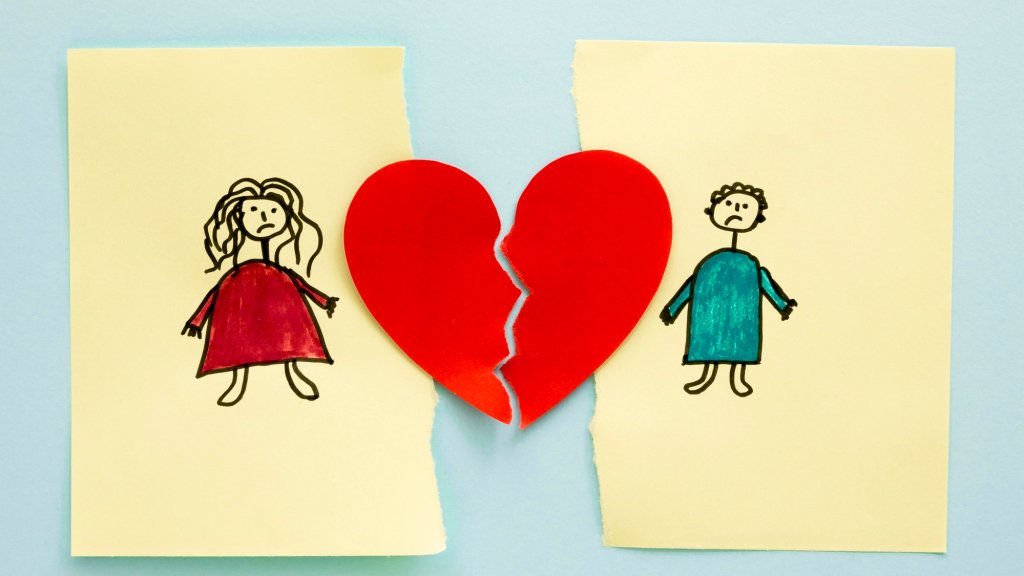 Эти два признака указывают на то, что партнер вас просто использует, а не любит