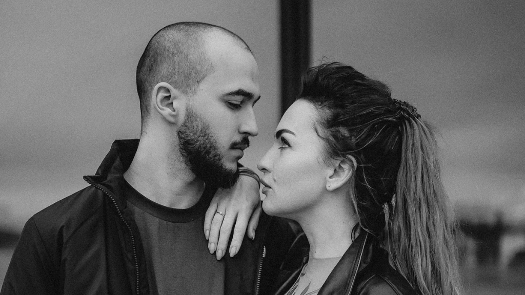 43-летняя звезда "Дизель Шоу" Виктория Булитко призналась, когда планирует свадьбу и готова стать мамой