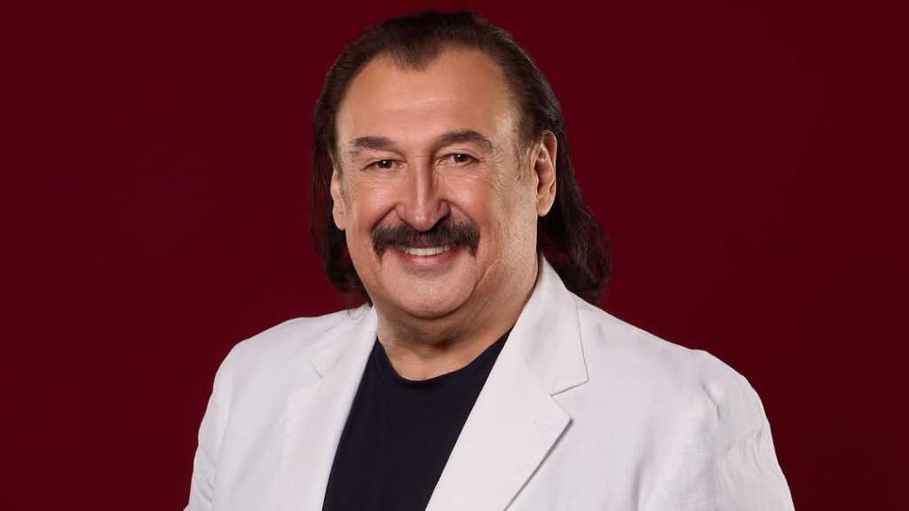 Была яворина, а посадили...: как прошло прощание со Степаном Гигой во Львове (ВИДЕО)