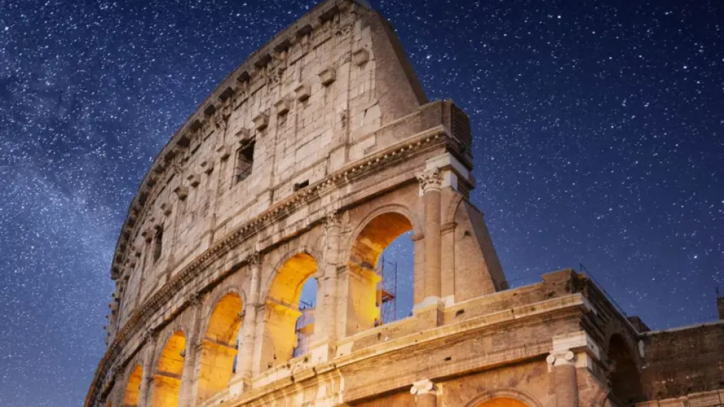 Рим готовит сюрприз для туристов: Колизей радикально изменился, вернув себе античный блеск