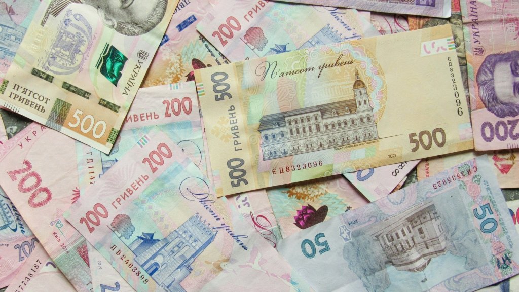 6 ключових причин, чому у вас постійно немає грошей - і як перестати жити "від зарплати до зарплати"