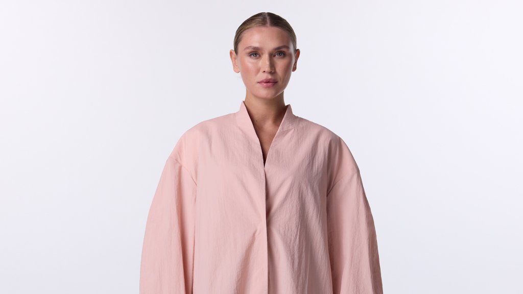 Стилистка назвала 7 вещей, без которых не представляет актуальный весенний гардероб (ФОТО)