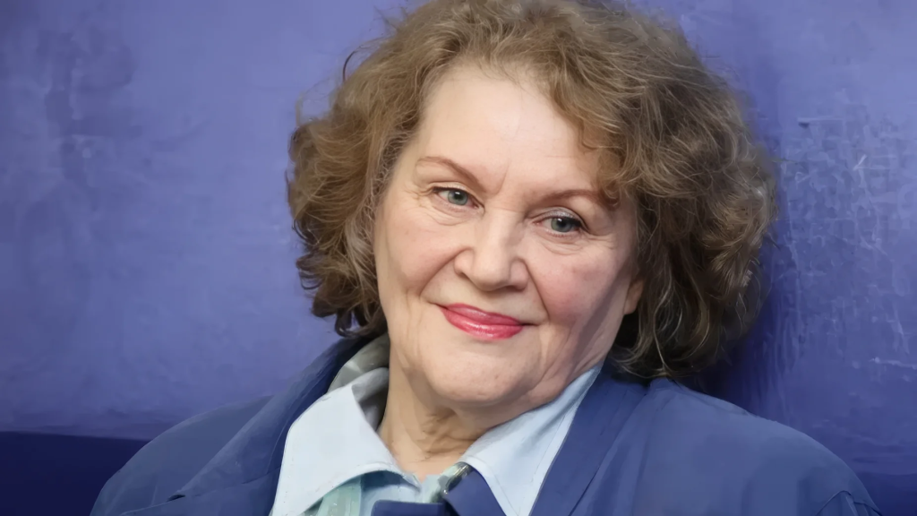 Ліна Костенко: досьє на легендарну українську поетесу, яка в молодості любила одружених чоловіків