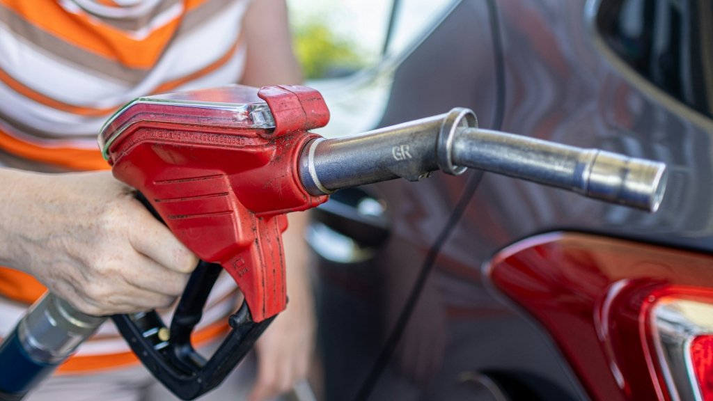 Кешбек на пальне: як долучитися, та на яких АЗС можна заощадити гроші