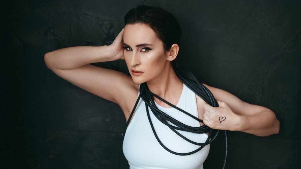 "Я боялась, что надо мной смеяться": Екатерина Павленко из Go_A вспомнила о болезненном опыте детства (ВИДЕО)