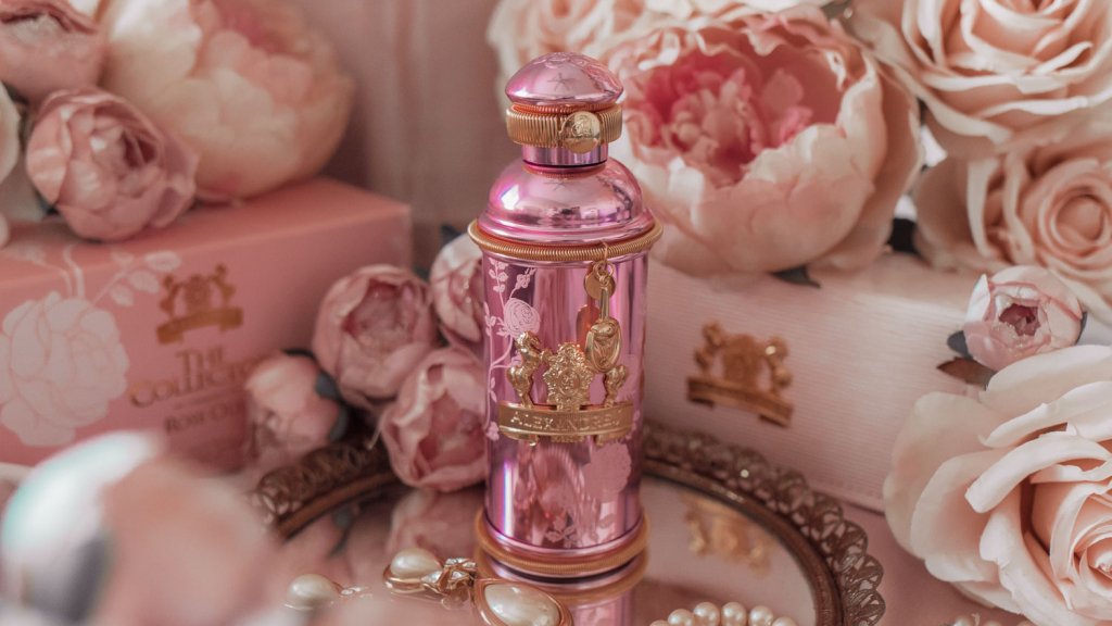 Королева цветов во флаконе. Лучшие духи с розой, которые звучат невероятно женственно и изысканно