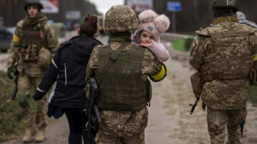 Сильні молитви за дітей, які на фронті — українською: нехай сини і дочки повернуться