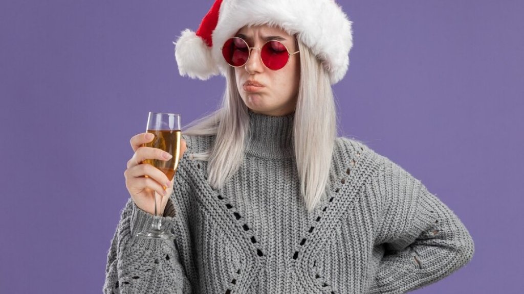 Чтобы утро не было катастрофой: 5 неудачных сочетаний пищи с алкоголем