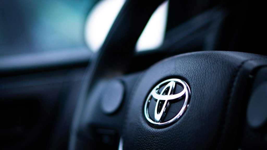 ТОП-6 седанов, которые проверены годами: проходят сотни тысяч километров без "капиталки"