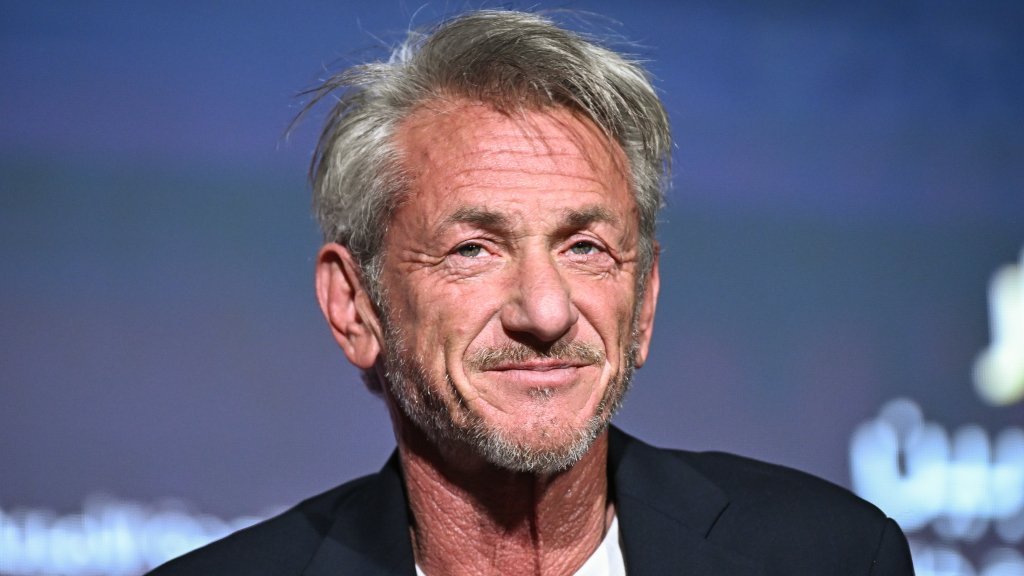 Шон Пенн выиграл Оскар-2026, но не пришел за ним: куда девался актер и кто забрал награду?