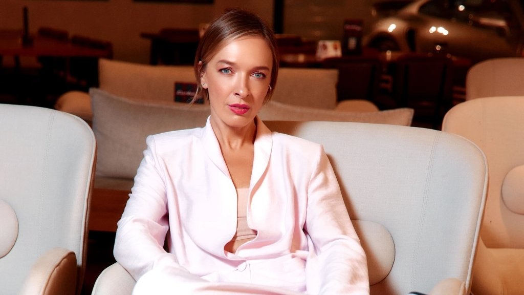 Жизнь в ОАЭ не по карману? Василиса Фролова назвала расходы семьи в ОАЭ