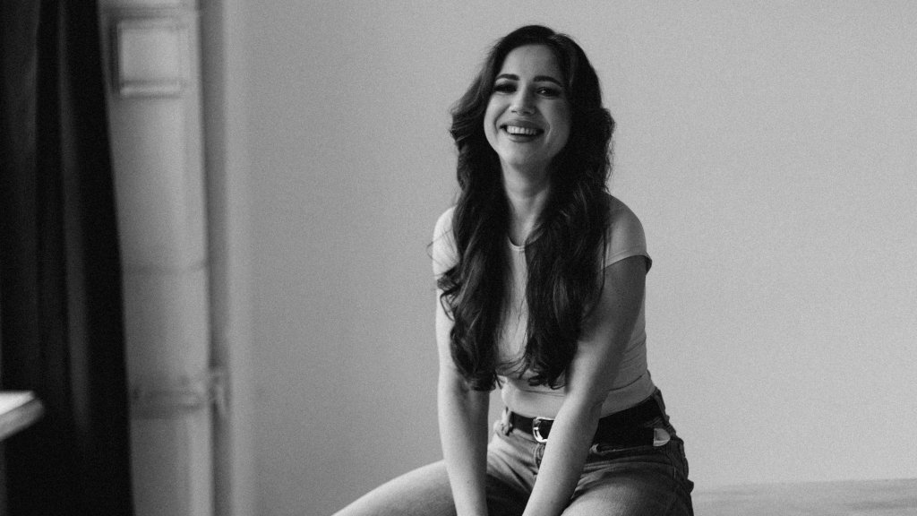 "Писать – это моя внутренняя потребность": певица VYNOHRADOVA о творческой трансформации и пути в Нацотбор