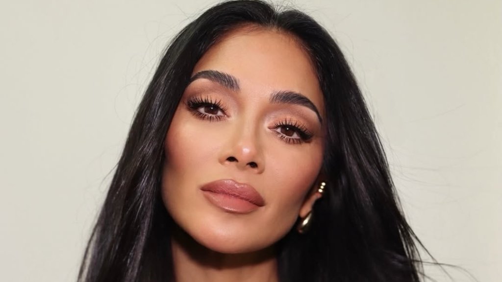 Ви робили макіяж неправильно! 10 хитрощів від професійного візажиста, про які знають одиниці