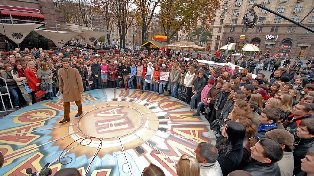 Легендарное "Караоке на Майдане" возвращается: что изменится в культовом шоу