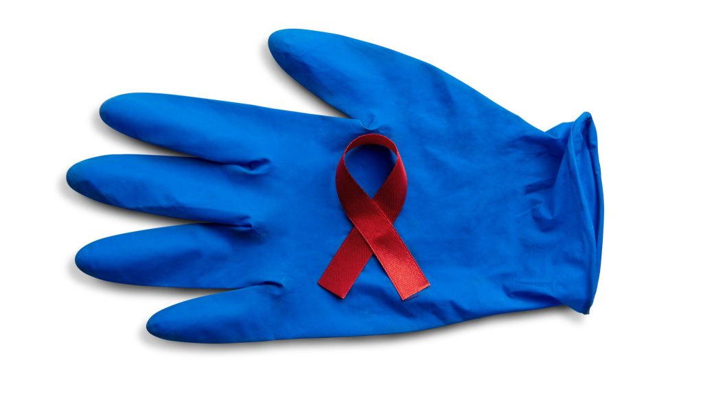 Эпидемия ВИЧ в Украине: кто в зоне риска и как провериться быстро и анонимно