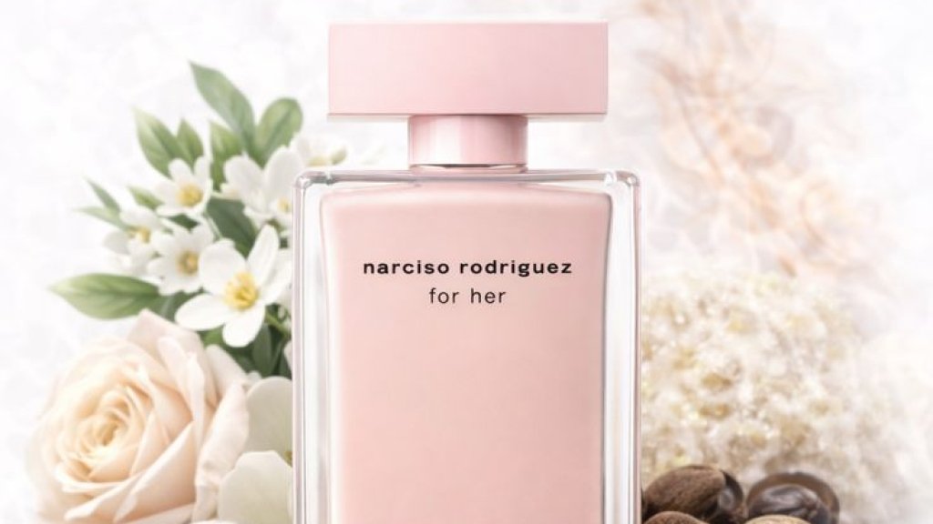 Парфюмерный гардероб вне времени: 5 ароматов, которые должна знать каждая