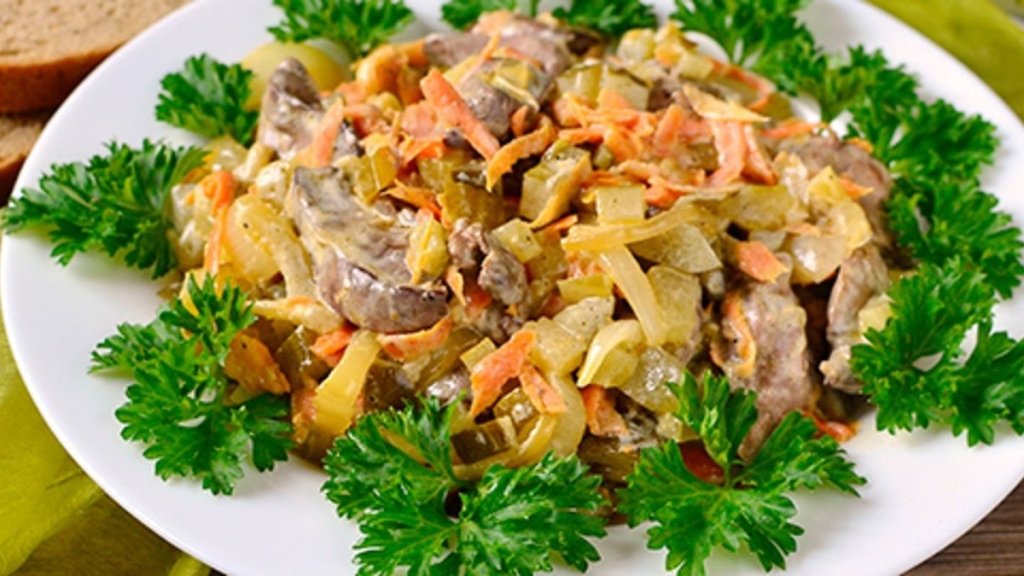 Рецепт от звезды "МастерШеф": лучшее блюдо из печени на каждый день