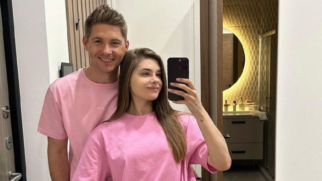 Дружина Остапчука зізналася, чи є в них шлюбний контракт: "Не переживаю з цього приводу"