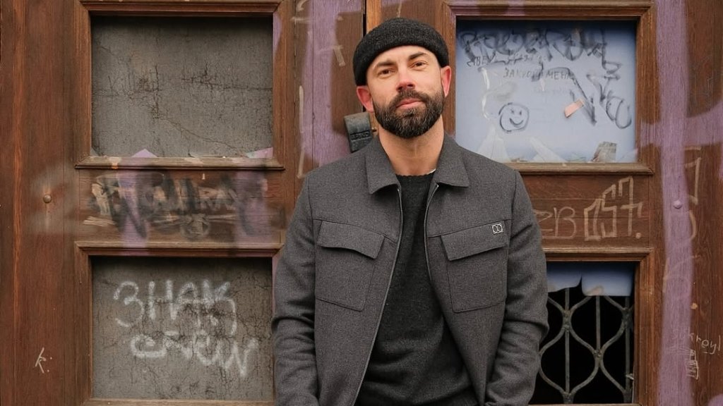 Андрей Бедняков раскритиковал возвращение шоу "Орел и Решка", где ведущих заменит ШИ (ВИДЕО)