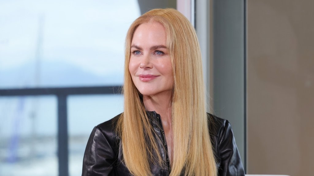 Николь Кидман и ее "каблуки-сюрпризы": актриса задает тренд на креативную обувь (ФОТО)