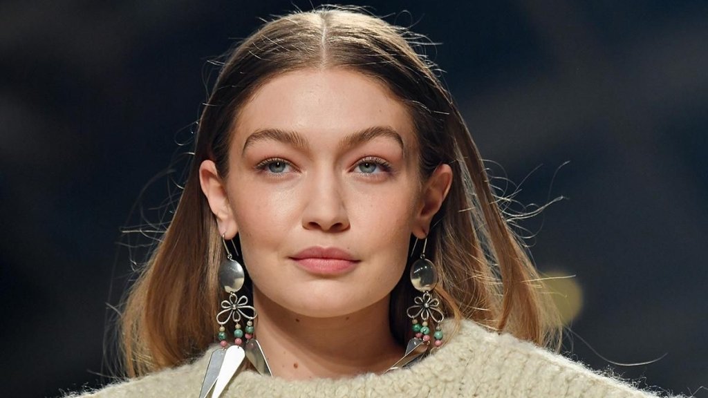 Джиджи Хадид показала, как один элемент может изменить атмосферу гостиной (ФОТО)