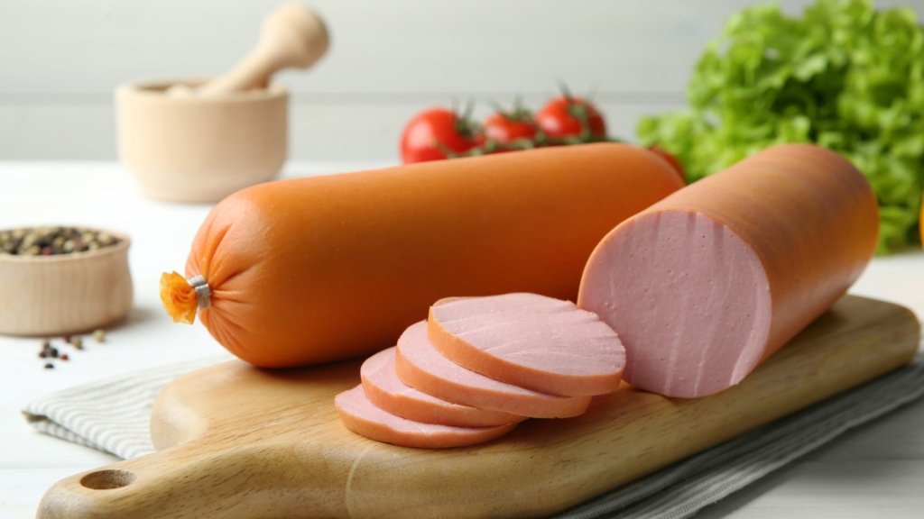 Пасха 2026: рассказали, сколько должна стоить настоящая колбаса из мяса