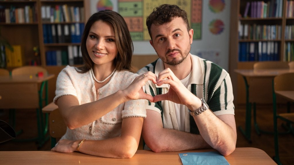 Ссоры, страсти и любовь за партой: вышел трейлер новой украинской комедии "Батьківські Збори" (ВИДЕО)