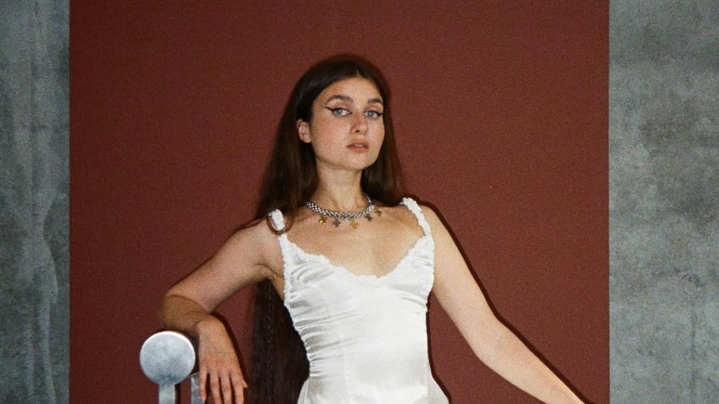 Jerry Heil — 30: как менялся стиль певицы от YouTube-блогерки до fashion-иконы (ФОТО)