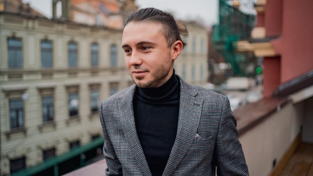 Де зараз Тарас Тополя? 12 фактів про лідера гурту "Антитіла", який розлучився з дружиною та втратив дім