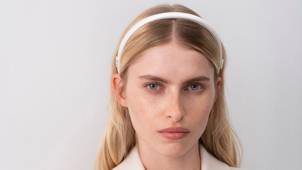 Вместо шляпы — ободок: Багинский презентовал новинку по цене мини-отпуска (ФОТО)