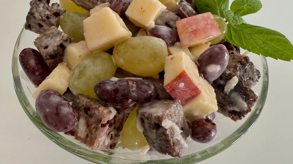 Удивительный салат "Три стакана": это необычное сочетание продуктов работает всегда (РЕЦЕПТ)