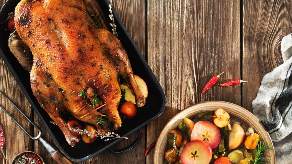 Утка от Ярославского: как приготовить птицу чрезвычайно сочной (РЕЦЕПТ)