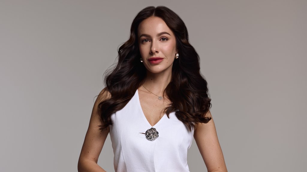 Никаких полотенец и минимум фастфуда:: Кристина Горняк — о бьюти-лайфхаках, пищевых привычках и главном секрете привлекательности (ЭКСКЛЮЗИВ)