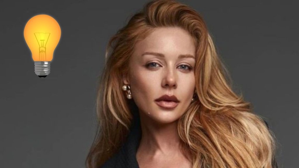 "Когда выключили свет, а ты Тина": в соцсетях вирусятся шутки о новой песне Кароль