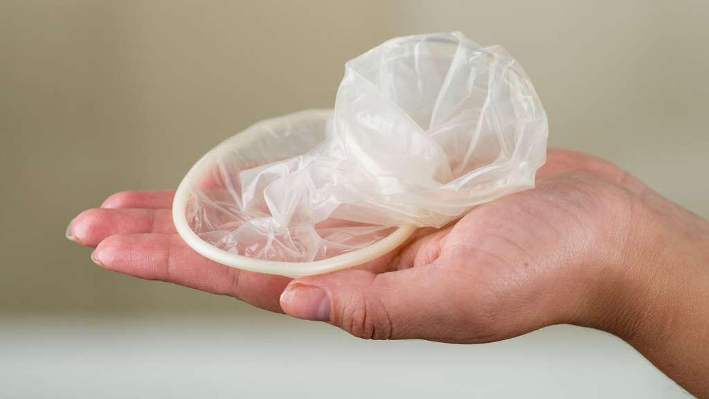 Таинственный женский презерватив: что такое фемидом и почему его (почти) никто не видел