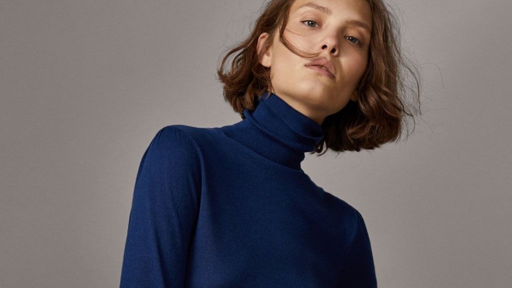 Тепло и стильно: 5 беспроигрышных образов с водолазкой для этой зимы (ФОТО)