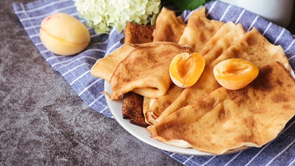 Назвали ідеальну пропорцію для млинців: так нічого не порветься