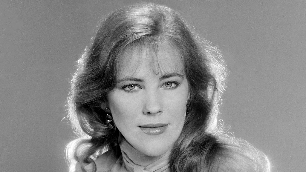 Последнее появление Кэтрин О’Хары на публике: как выглядела "мама Кевина" в молодости и перед смертью (ФОТО)