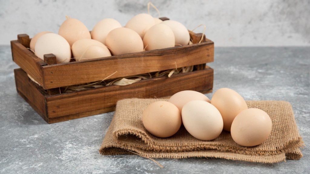 Цены на яйца перед Пасхой выросли: сколько стоит десяток в супермаркетах