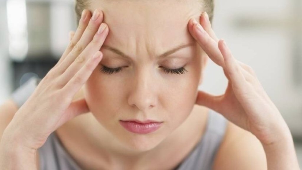 Спасаемся от похмелья дома: что нужно выпить и съесть, чтобы снова чувствовать себя человеком