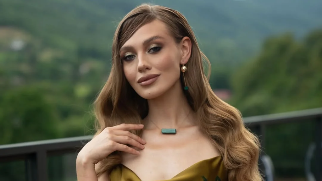 Звезду "Холостяка" Надин Головчук обвинили в жестоком обращении с животным (ФОТО)