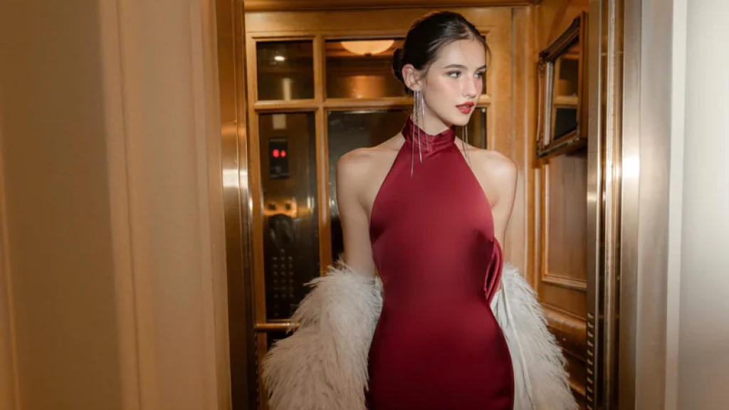 В каких цветах встречать Новый год 2026: Андре Тан назвал модные оттенки, притягивающие любовь и деньги (ФОТО)