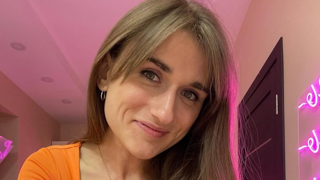 Жила в селе и вышла замуж за бизнесмена: 10 интересных фактов о Даше Евтух — звезде TikTok и "МастерШеф"