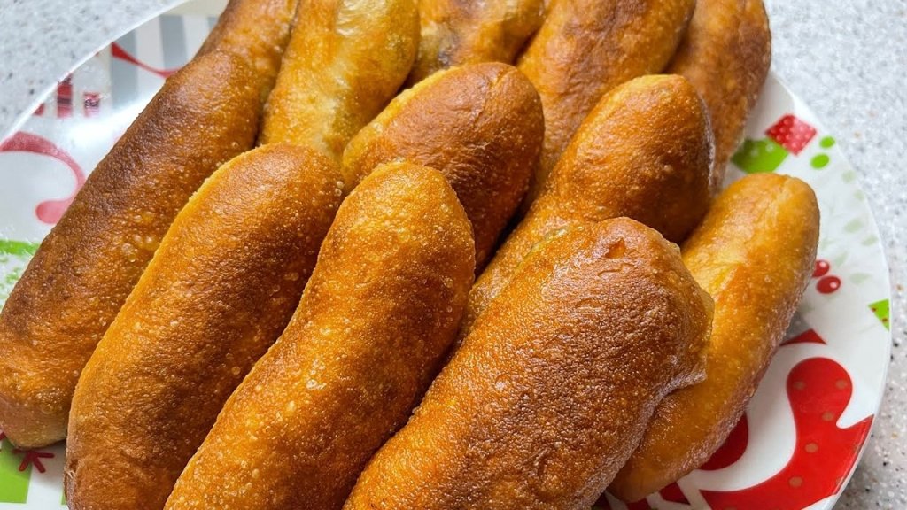 Дешево и сердито: как превратить картофель с сосисками в шикарное блюдо (ВИДЕО)