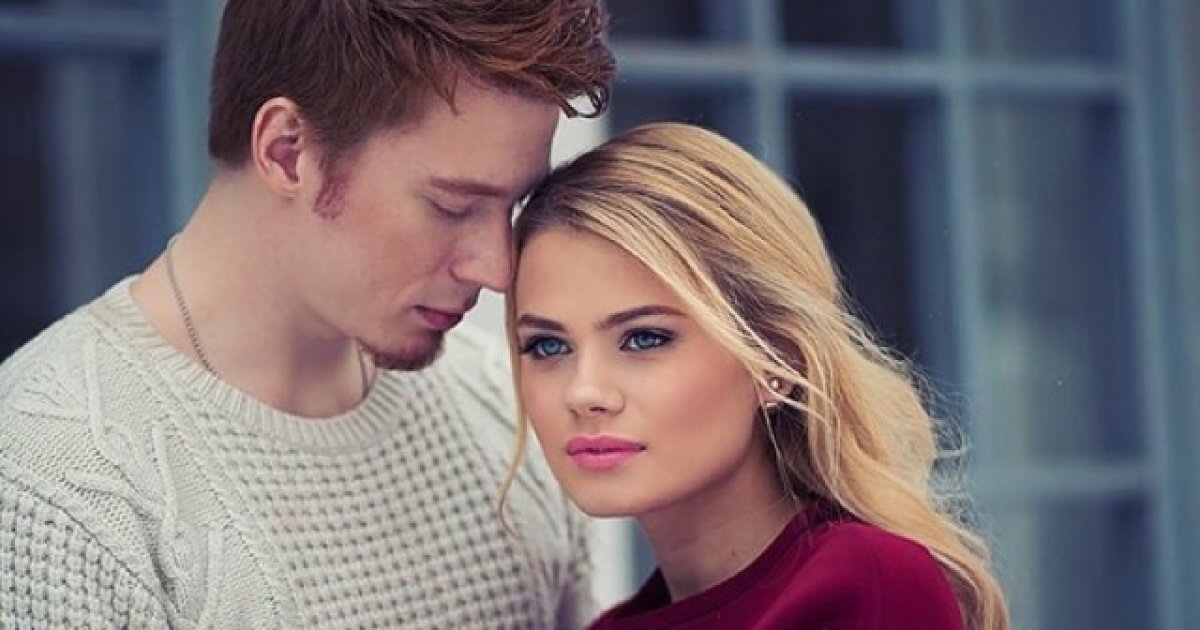 Никита Пресняков и Алена Краснова поселились в замке Пугачевой