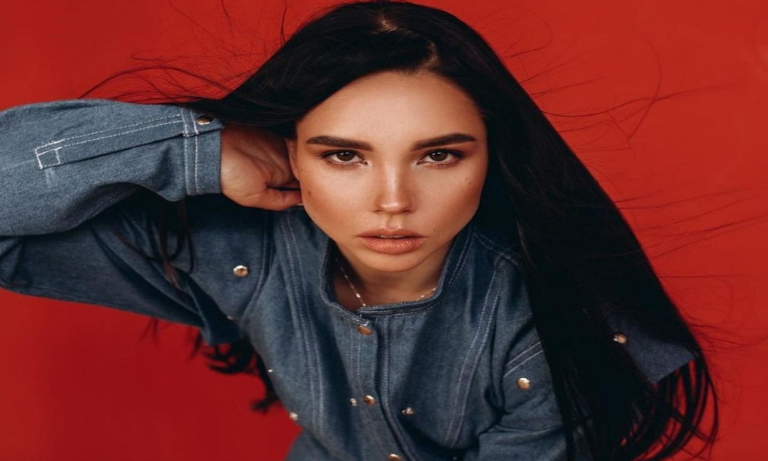 Секретарь с большая сиськи порно без регистрации