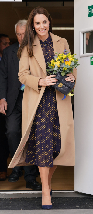 Кейт Миддлтон в длинном гороховом платье, фото